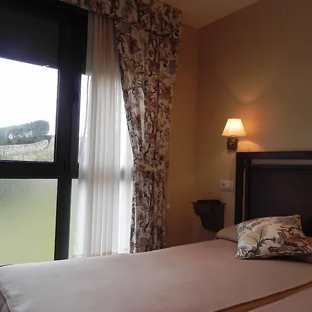 Pensjonat Hospederia Pinos 2*